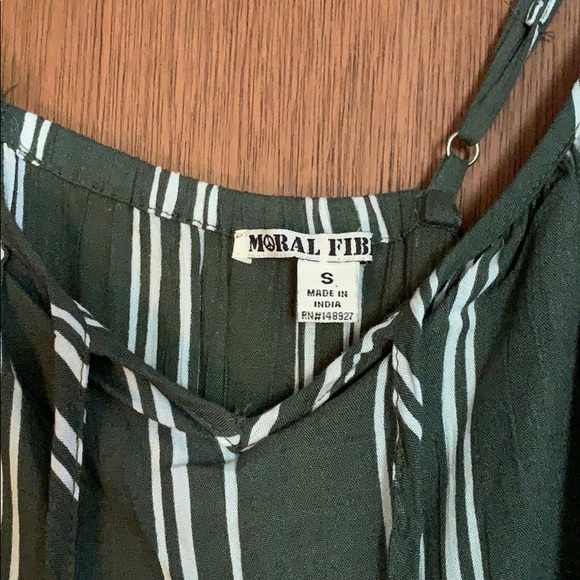 Two jumpsuits - Picture 4 of 5